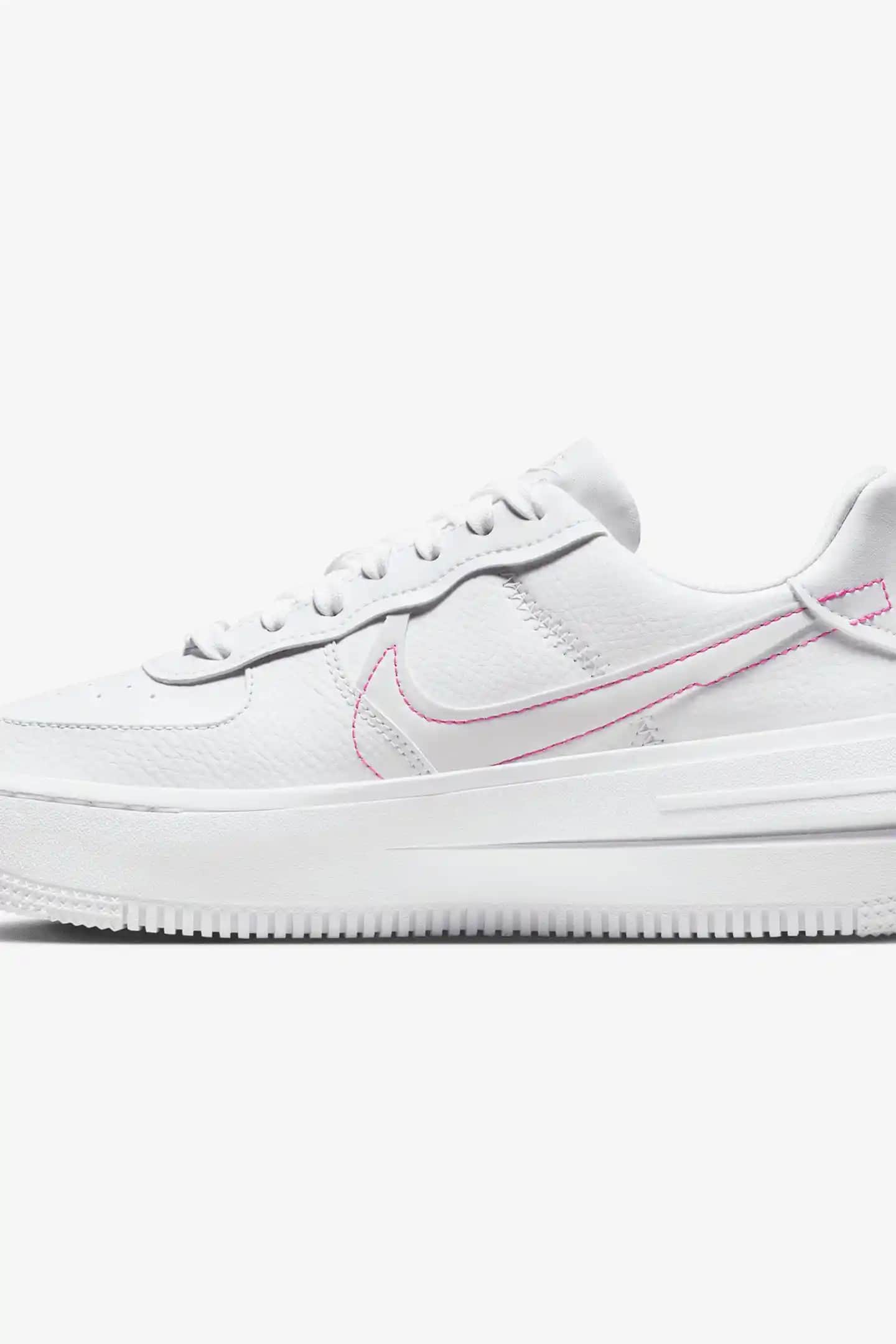 Air Force Superstep: Yenilikçi ve Konforlu Spor Ayakkabılarıyla Günlük Hayata Şıklık Katın