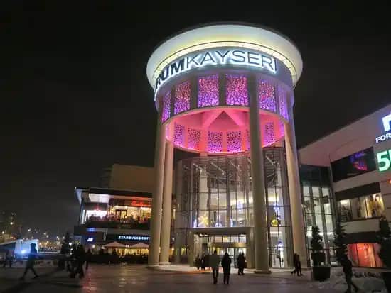 Kayseri Tergan Mağazaları: Kaliteli ve Şık Ayakkabılar ile Aksesuar Seçenekleri