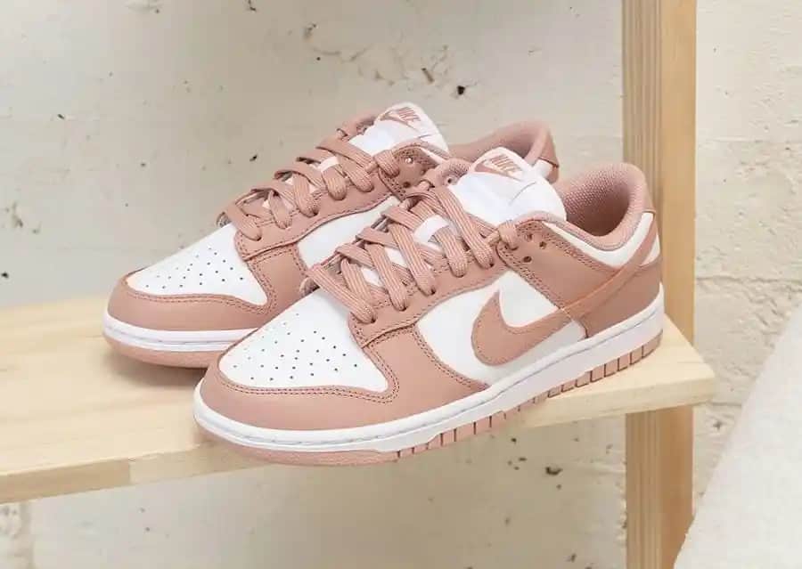 Nike Dunk Low Rose: Zarif ve Modern Tasarımıyla Günlük Şıklık İçin Ideal Ayakkabı Seçeneği