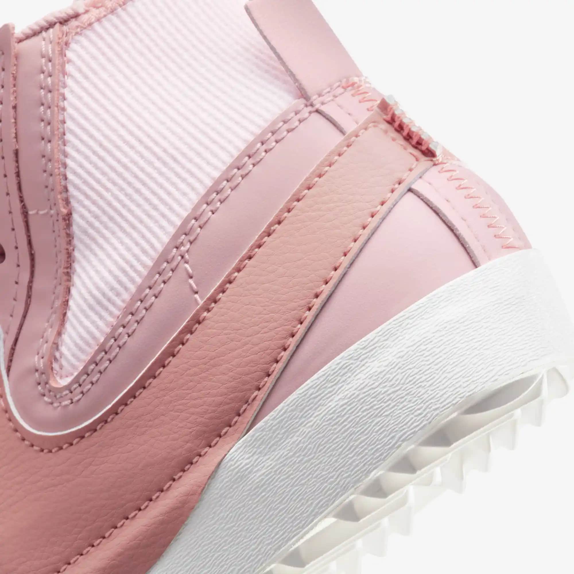 Nike Jumbo Blazer Pembe: Şık ve Konforlu Modern Spor Ayakkabı Modeli