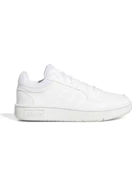 Adidas Hoops 3.0 Kadın Günlük Ayakkabı: Şıklık ve Konfor Sunan Modern Tasarım