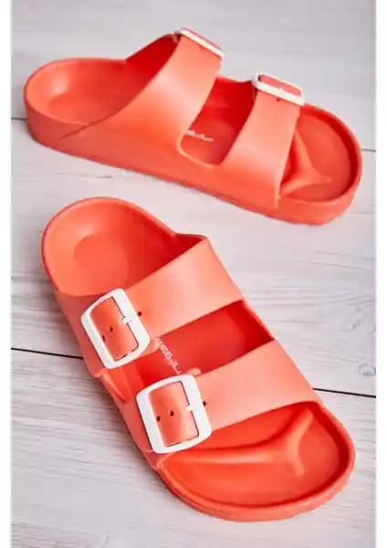 Bambi Turuncu Kadın Ev Terliği Konfor ve Şıklık Sunan Hafif Tasarım