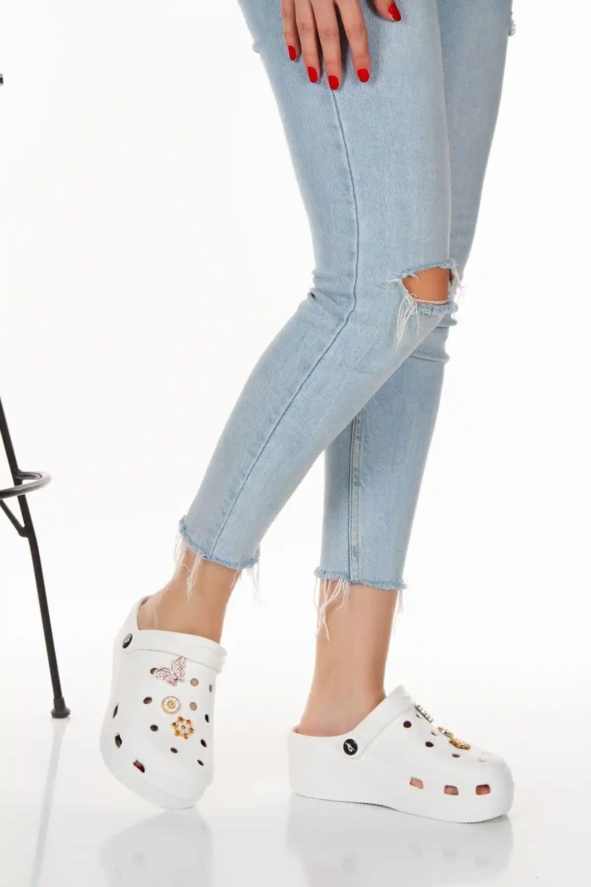 EFW Estate Masaj Tabanlı Yüksek Kaliteli Günlük ve Profesyonel Kullanım Terliği