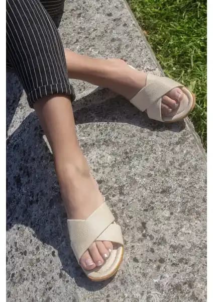 Fast Step Kadın Rahat Yazlık Deniz Ev Çapraz Terlik İncelemesi ve Kullanıcı Yorumları