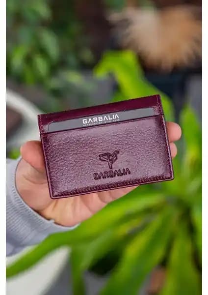 Garbalia Vera Deri Minimal Kartlık Bordo: Şıklık ve İşlevselliğin Birleşimi