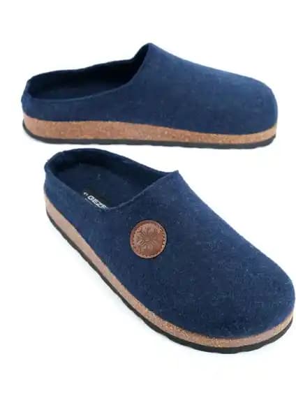 Gezer Kışlık Mantar Taban Erkek Terlik: Sıcak Tutma ve Şıklık Bir Arada