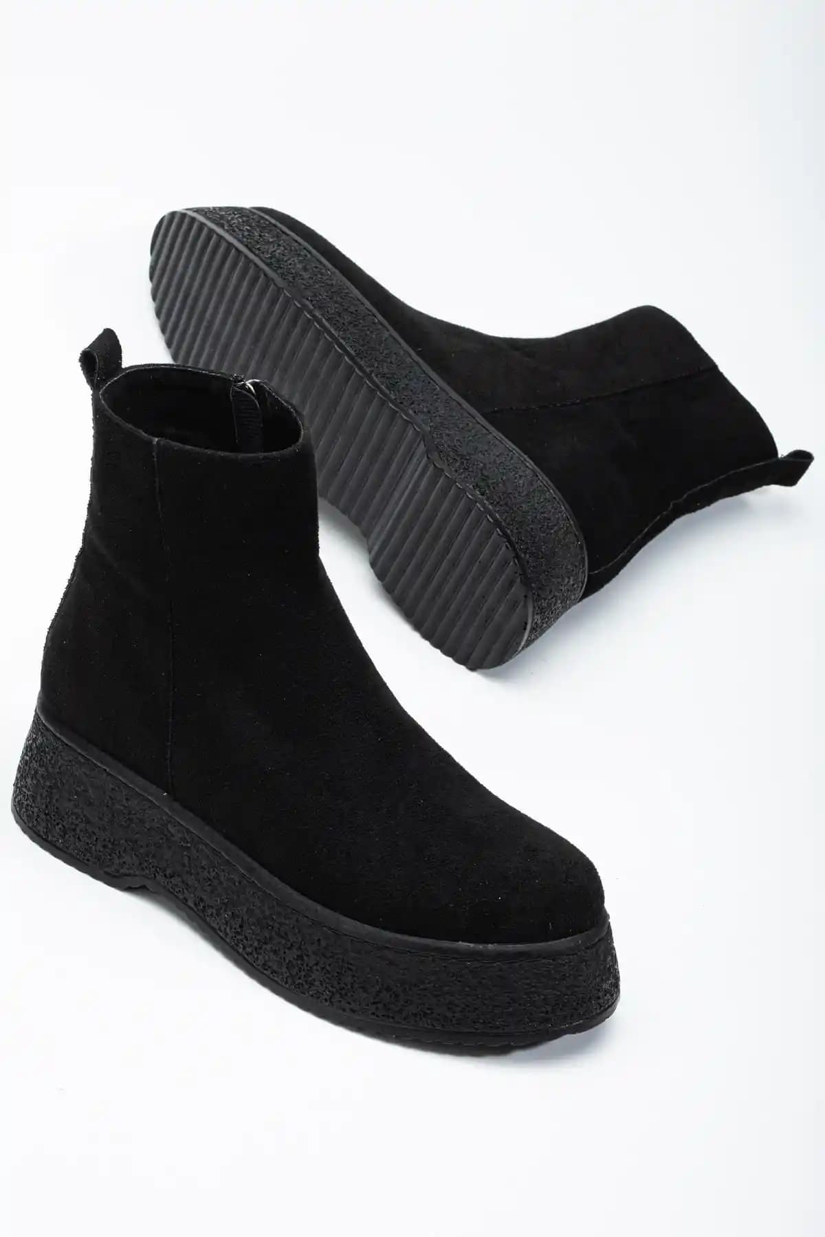 Kadın Siyah Bot: Şık ve Dayanıklı Kış Ayakkabısı Seçenekleri