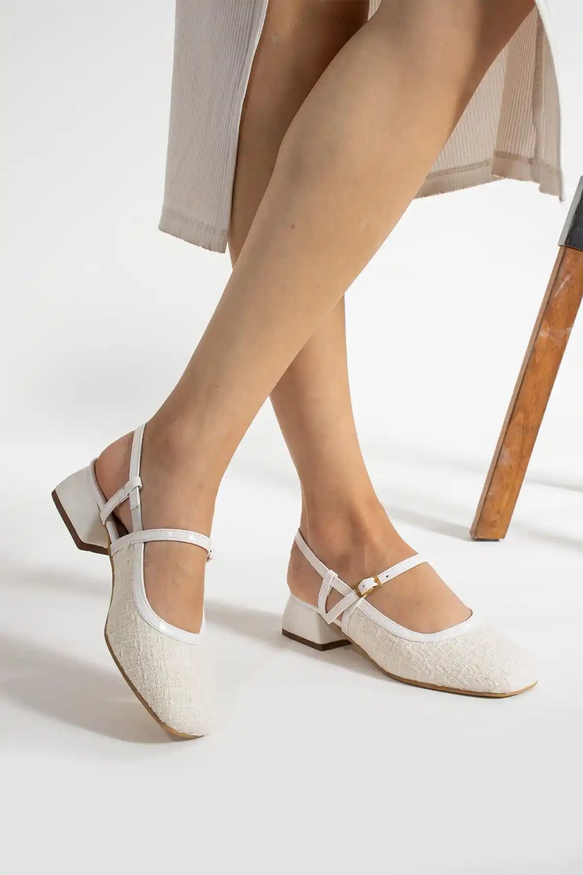 Papuckurdu Beyaz Tüvit Kumaş Kısa Blok Topuklu Babet Ayakkabı İnceleme ve Kullanıcı Yorumları