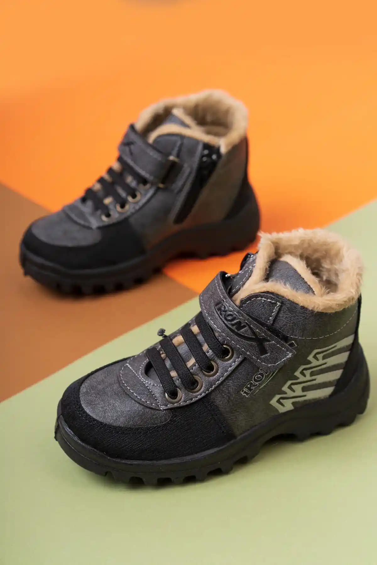 Slipcat Çocuk Yünlü Kışlık Botlar Günlük Kullanım İçin Dayanıklı ve Rahat
