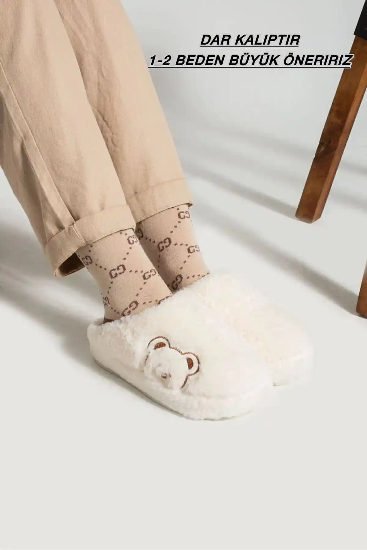 Slipcat Kadın Ev Terliği Şık Tasarım ve Konfor Sunan Sıcak Tutucu Terlik