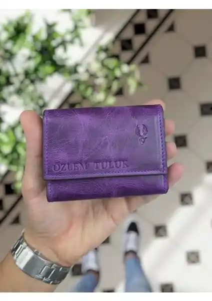 Visso 660 Deri ve PVC Malzemeden Üretilmiş Akordeon Kartlık Günlük Kullanım İçin Uygun