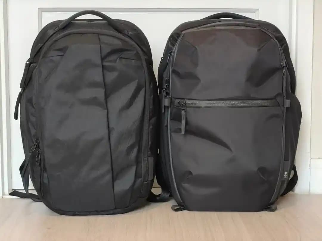 Aer Travel Pack 4 28L ve Able Carry Max E.D.C. Sırt Çantalarının Günlük ve Seyahat Kullanımına Yönelik Karşılaştırması