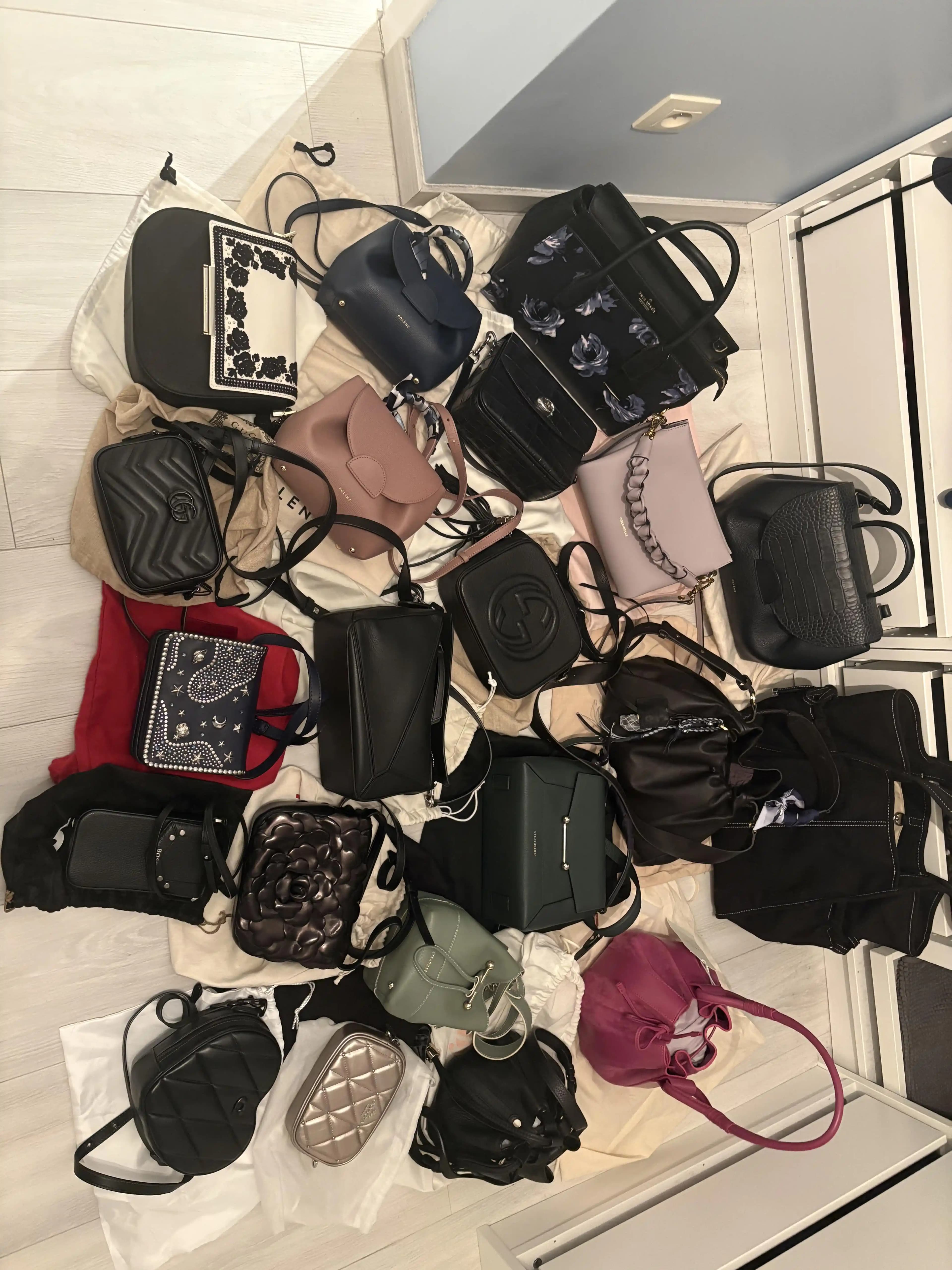 Çanta Koleksiyonları: Çeşitlilik, Kullanım Tercihleri ve İkinci El Alışverişte Orijinallik