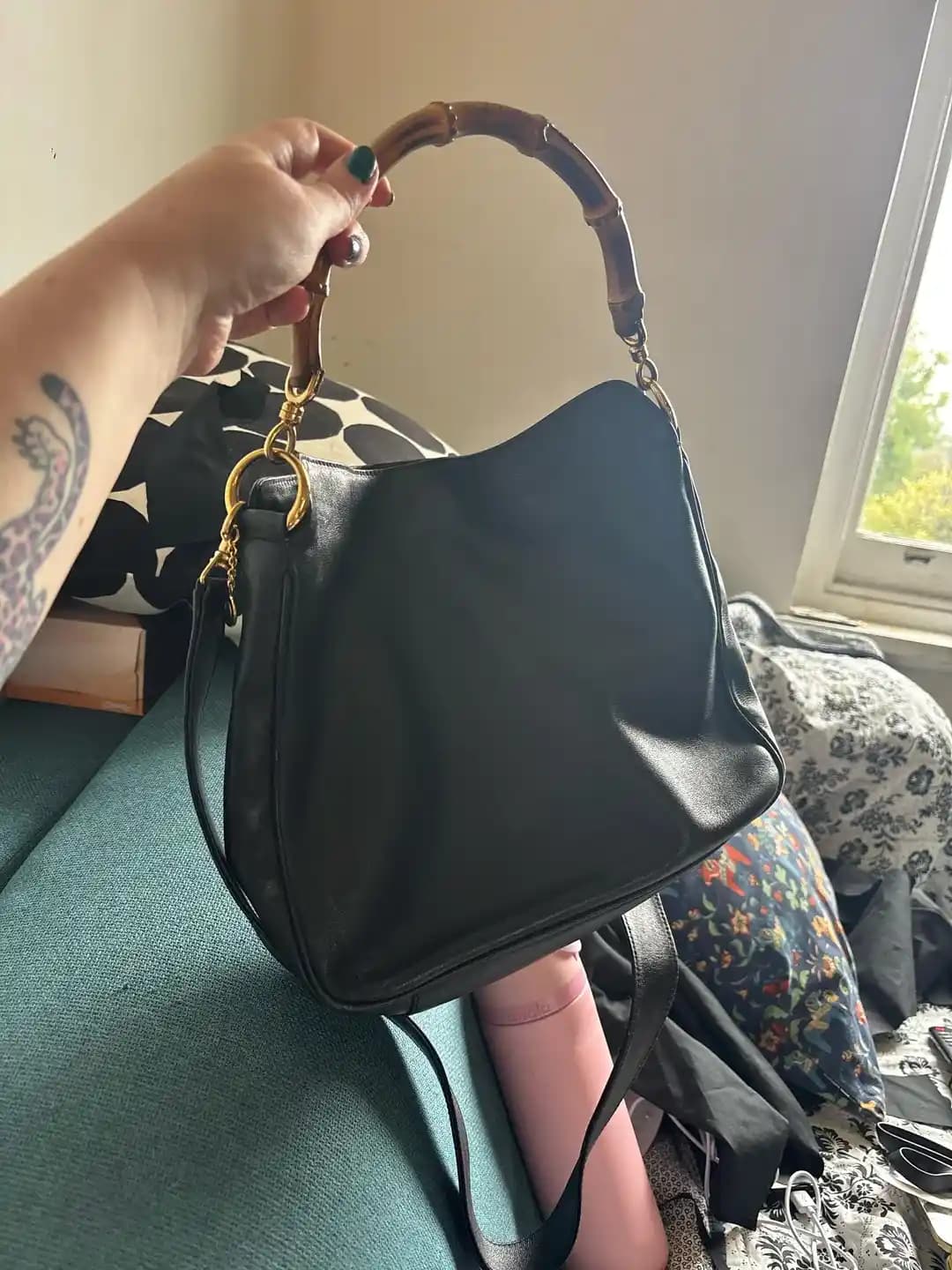 Eski Gucci Çantasının Yenilenmesi: Restorasyon Süreci ve Bakım Teknikleri