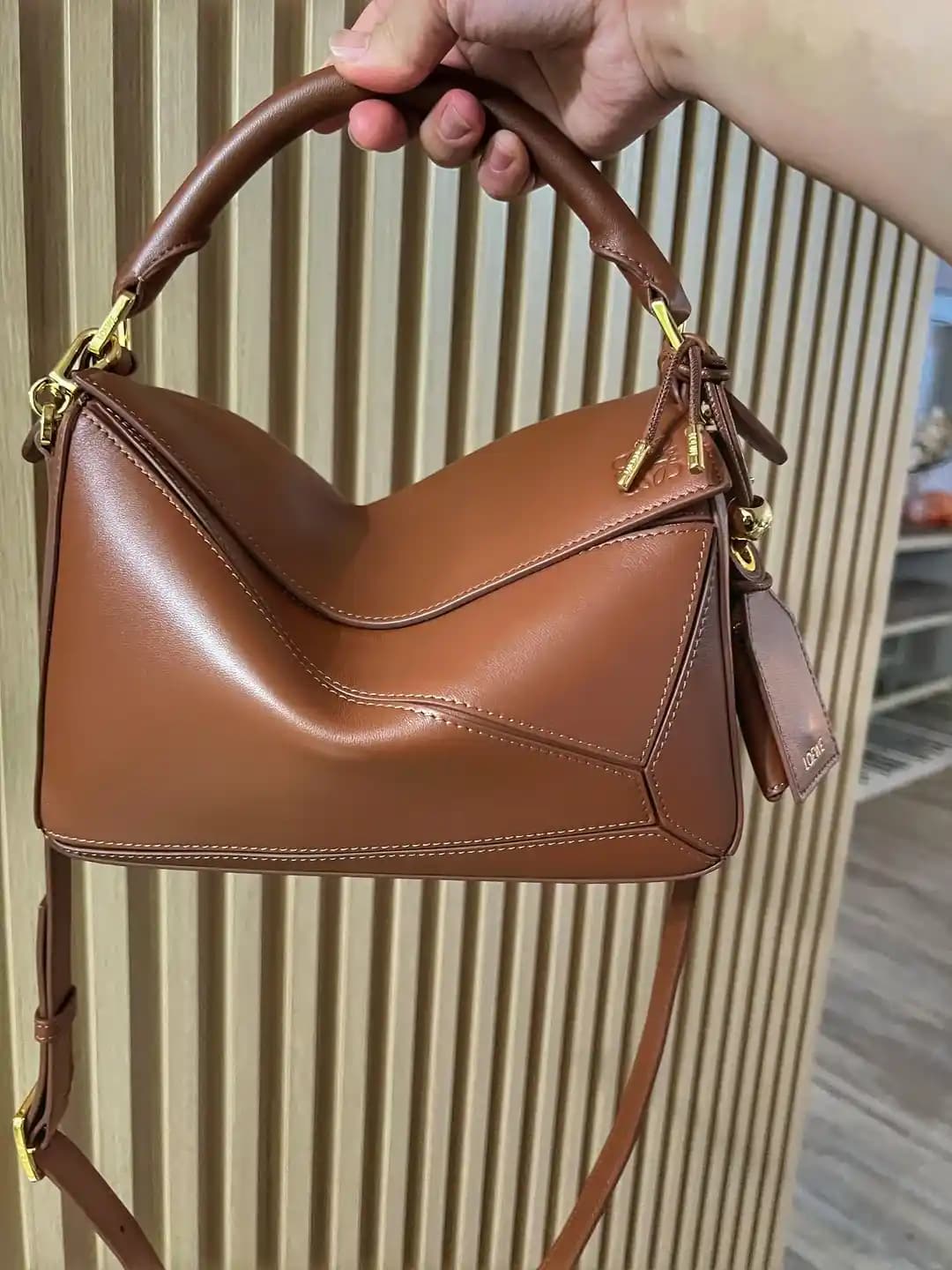 Evcil Hayvanların Çantalara Bıraktığı İzlerin Anlamı ve Kişiselleştirme Süreci