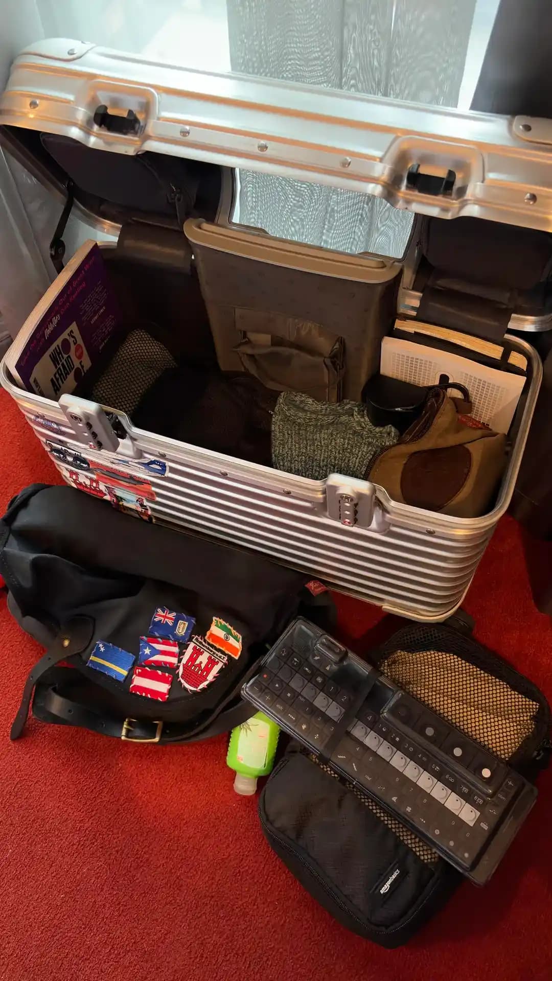 İngiltere'de 8 Günlük OneBag Seyahati: Pratiklik, Konfor ve Kişisel Tercihler Üzerine İnceleme