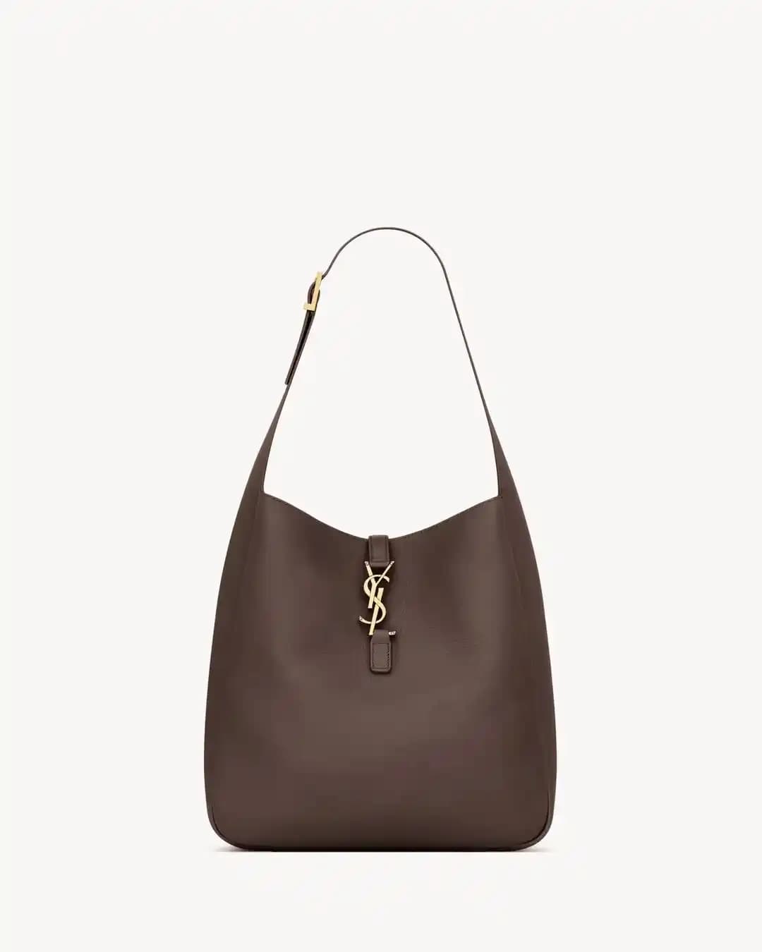 Saint Laurent Le 5 à 7 ve Longchamp Le Foulonné XL Hobo Çantalarının Tasarım ve Fonksiyonellik Karşılaştırması