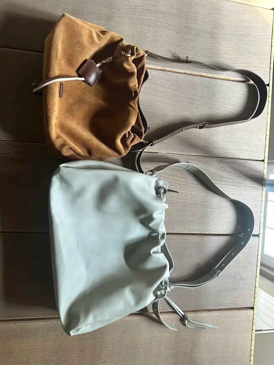 Songmont Gather Çanta İncelemesi: Deri Türleri, Boyutlar ve Kullanım Özellikleri