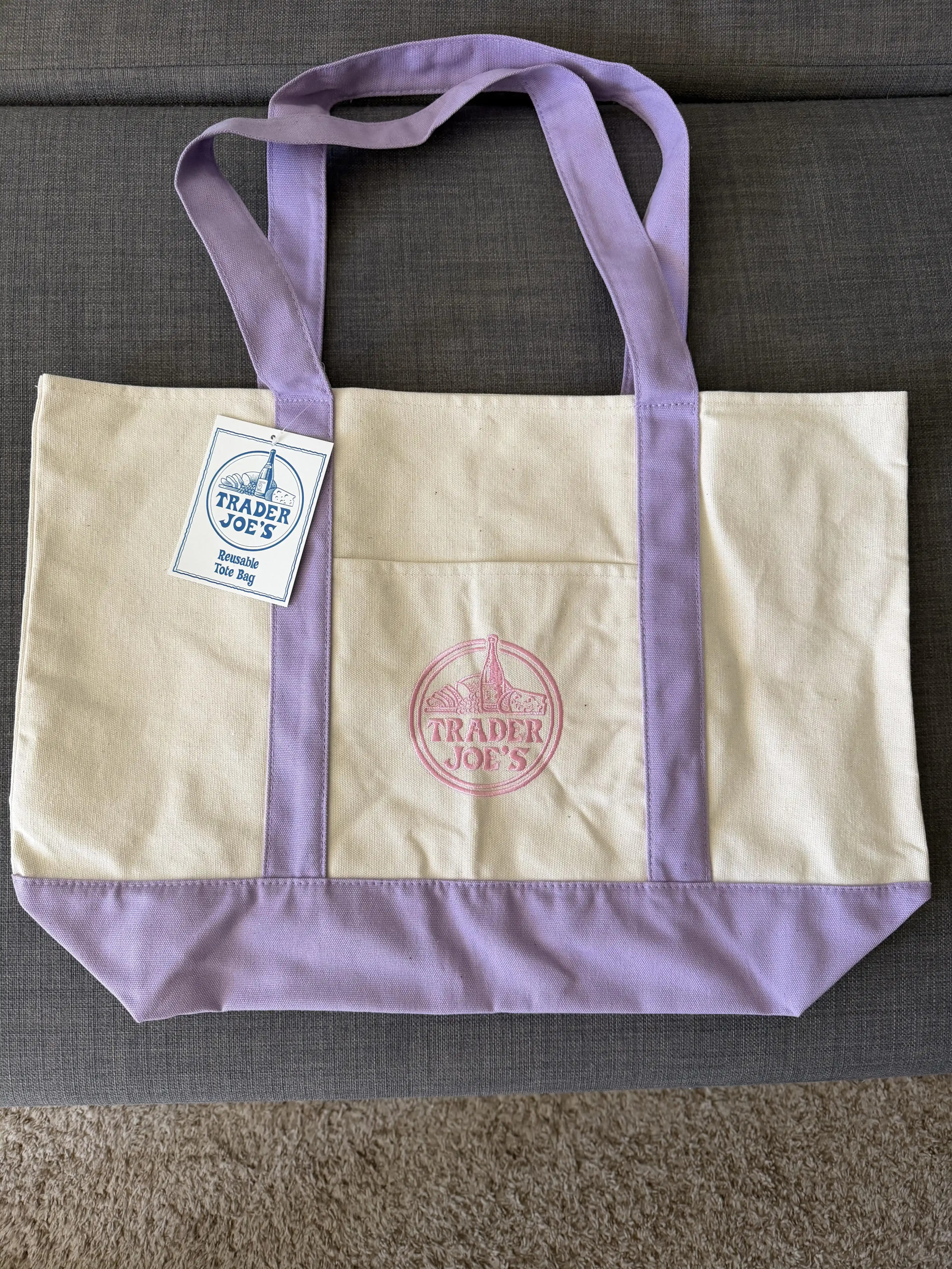 Trader Joe's Tote Çantalarının Popülerliği, Tasarımı ve Kullanıcı Deneyimleri