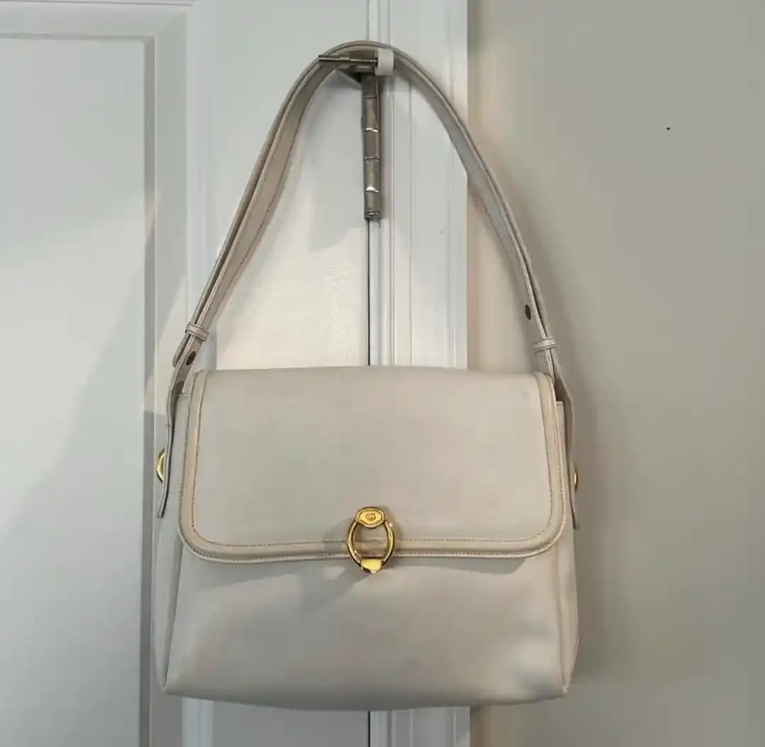 Vintage Gucci Çantaların Onarımı ve Uygun Fiyatlı Alternatif Bulma Yöntemleri
