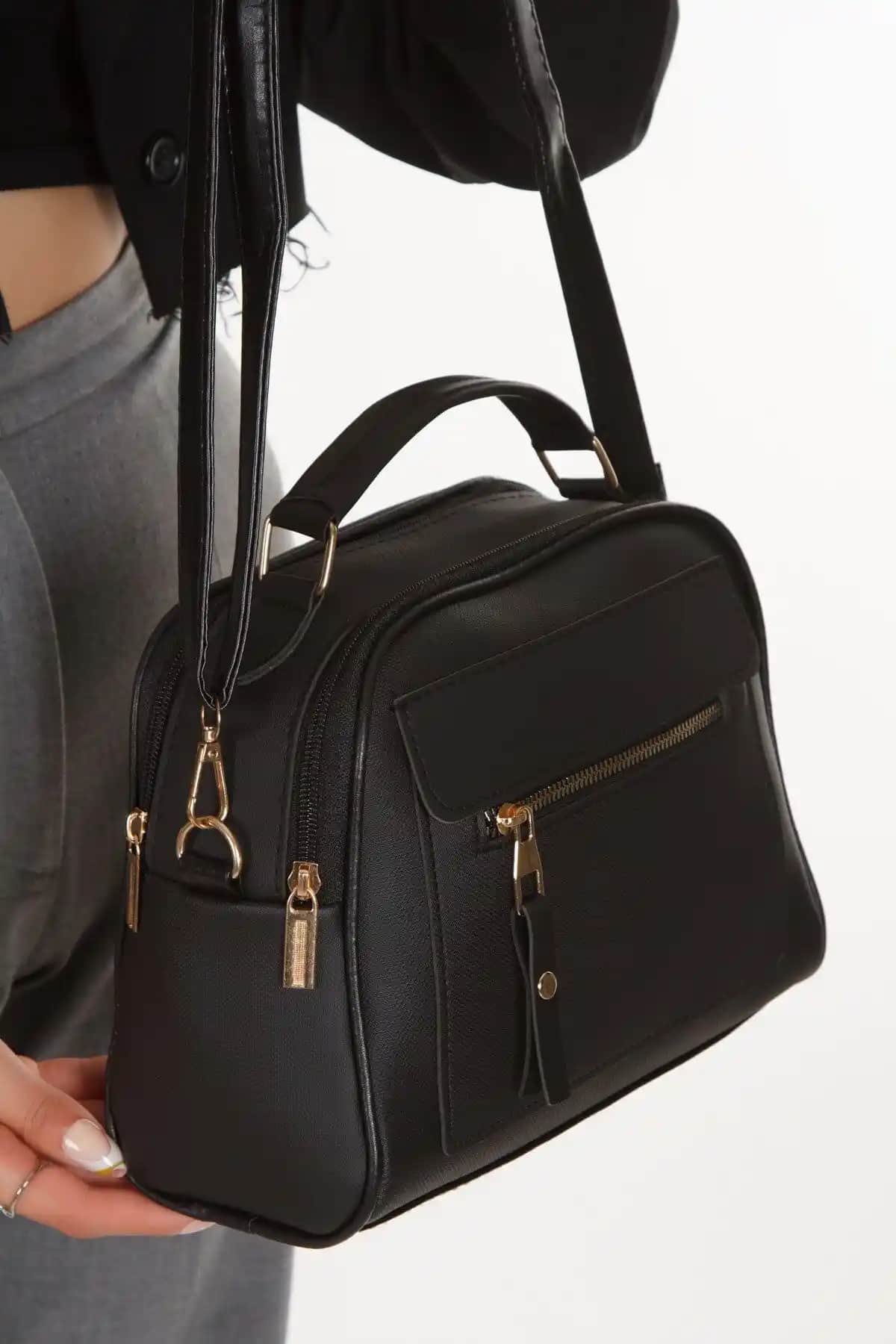 Adelina Bags Kadın Lacost Deri Çapraz Askılı El ve Omuz Çantası Günlük ve İş Kullanımı İçin