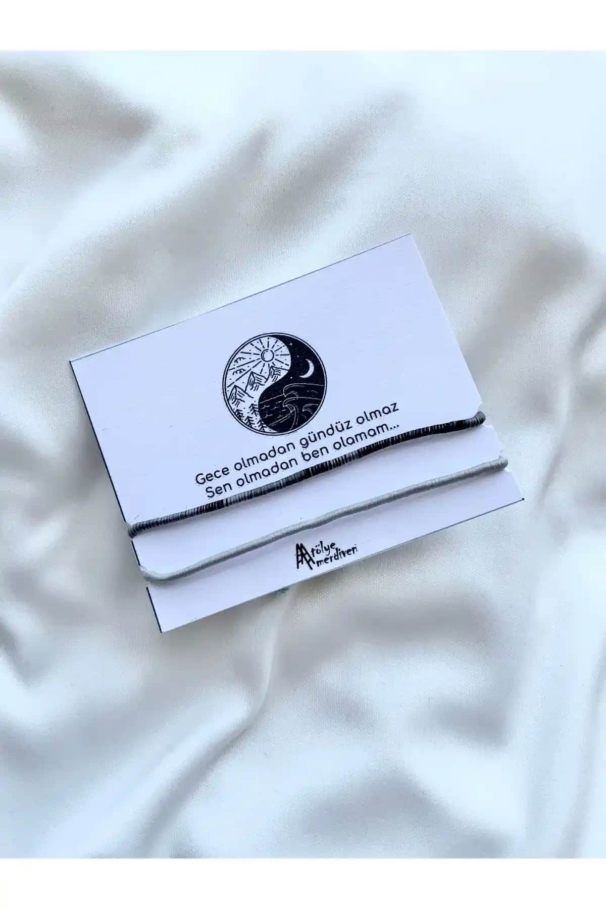 Atölye Merdiven İp Çift Bileklik Seti: Şıklık ve Anlamın Buluşması