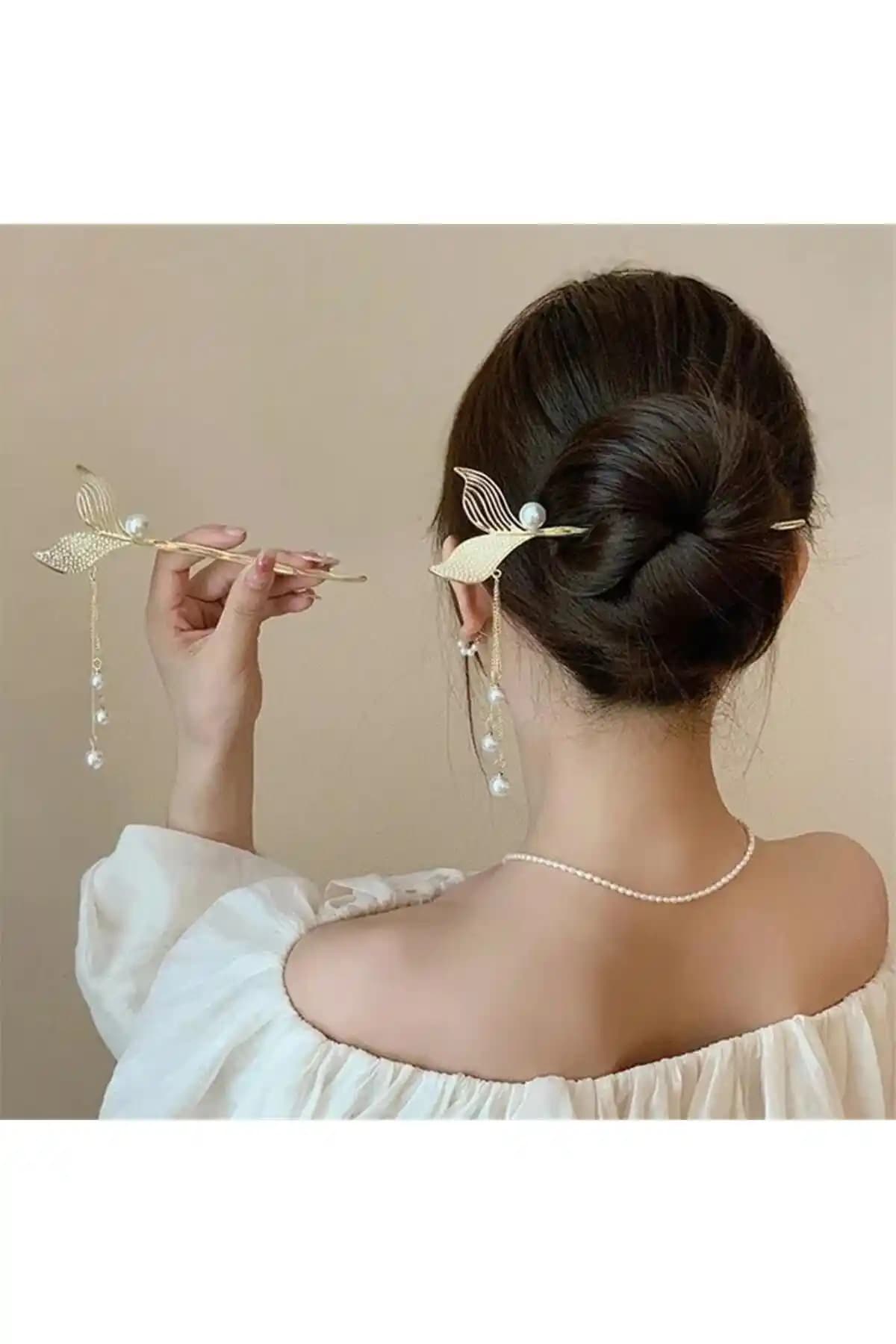 Balık Kuyruğu İnci Metal Topuz Tokası: Şık ve Fonksiyonel Saç Aksesuarı