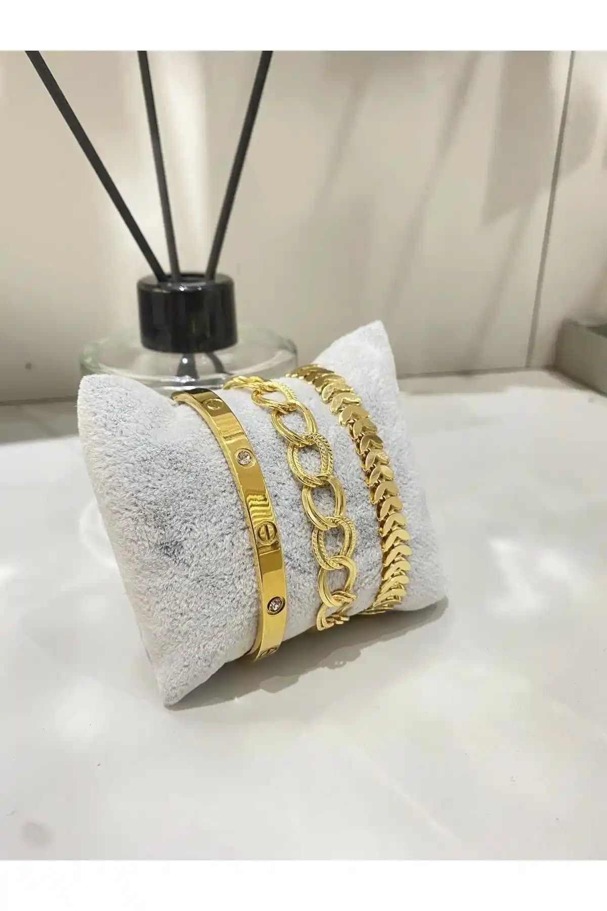 Bers Aksesuar Taşlı Kelepçe ve Zincir Bileklik Seti: Şık ve Dayanıklı Kadın Takıları