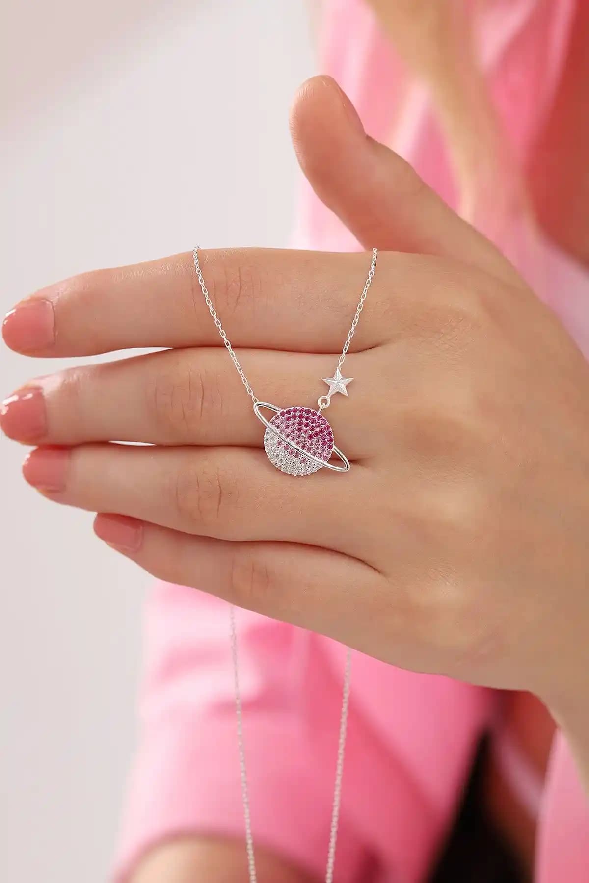 Bilsen Store 925 Ayar Güçlü Zincirli Renk Geçişli Kızıl Taşlı Gezegen Model Kolye