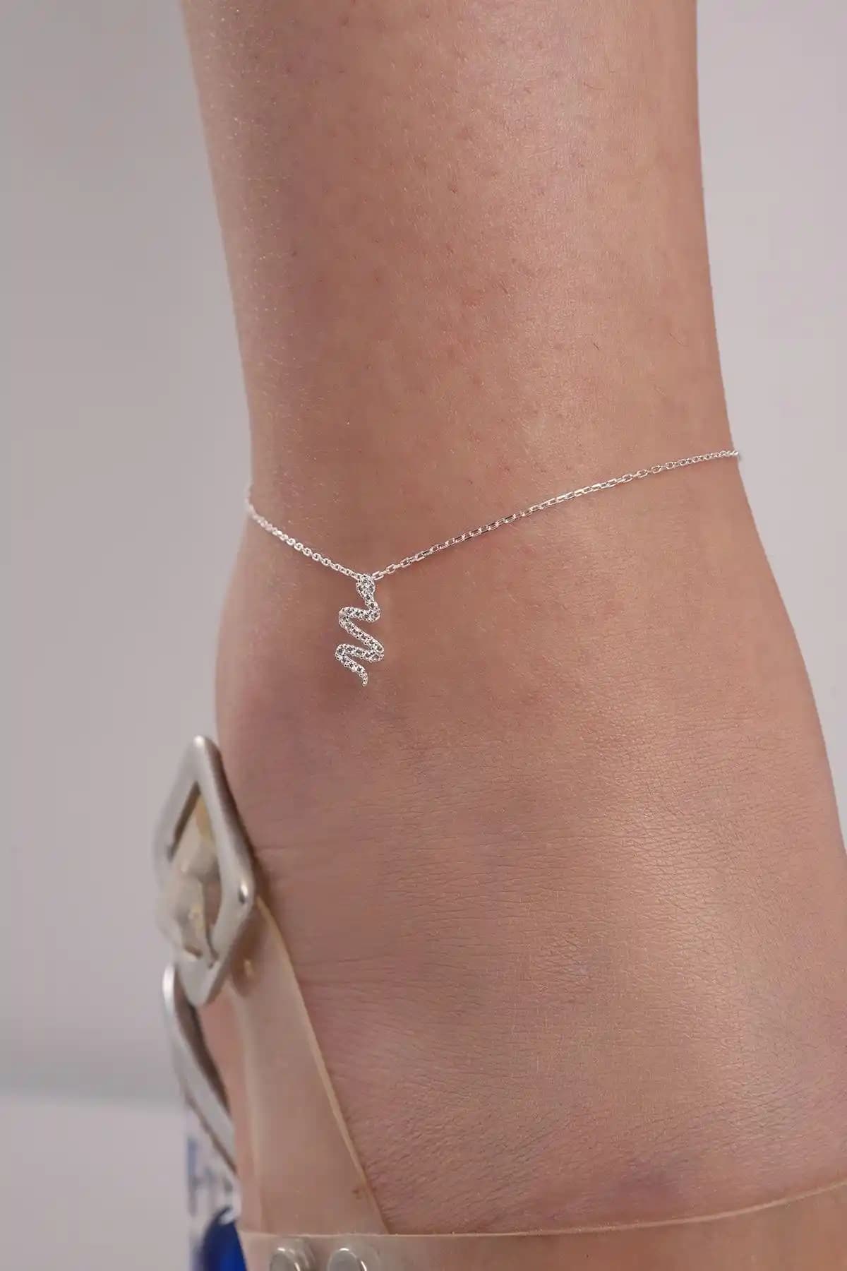 Bilsen Store Kadın 925 Ayar Gümüş Zincirli Yılan Model Halhal Şık ve Modern Tasarım