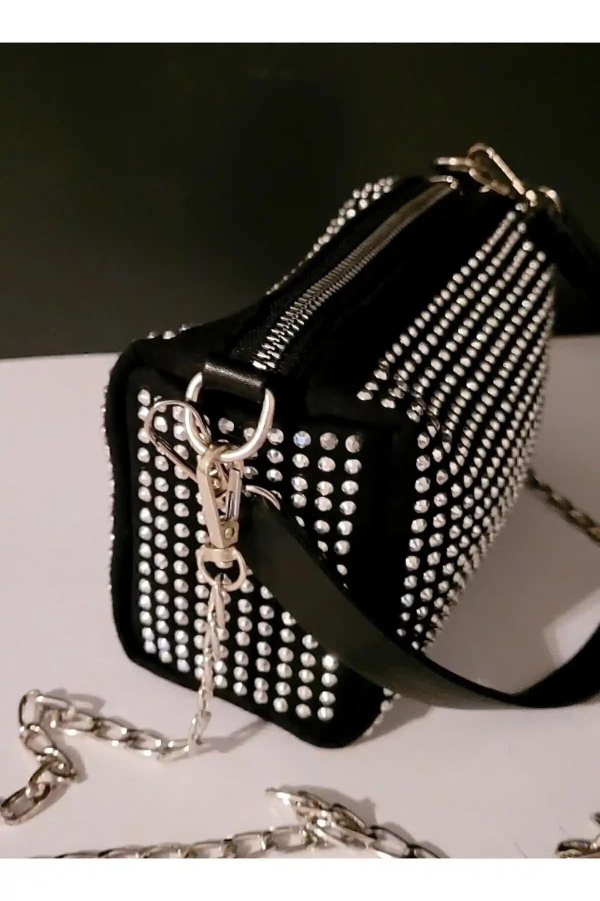 Bohemian Boutique Bhm Mini Siyah Taşlı Nubuk Zincirli El ve Omuz Çanta İnceleme ve Kullanım Tavsiyeleri