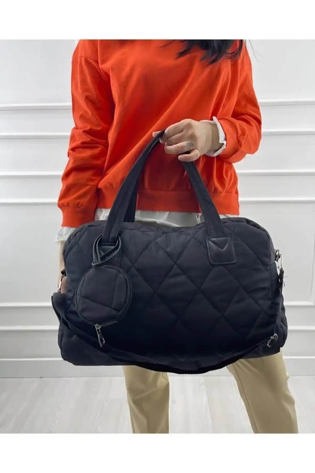 BST BAGS Kadın Omuz Çanta: Modern Tasarım ve Dayanıklı Malzeme ile Şıklık Sunar