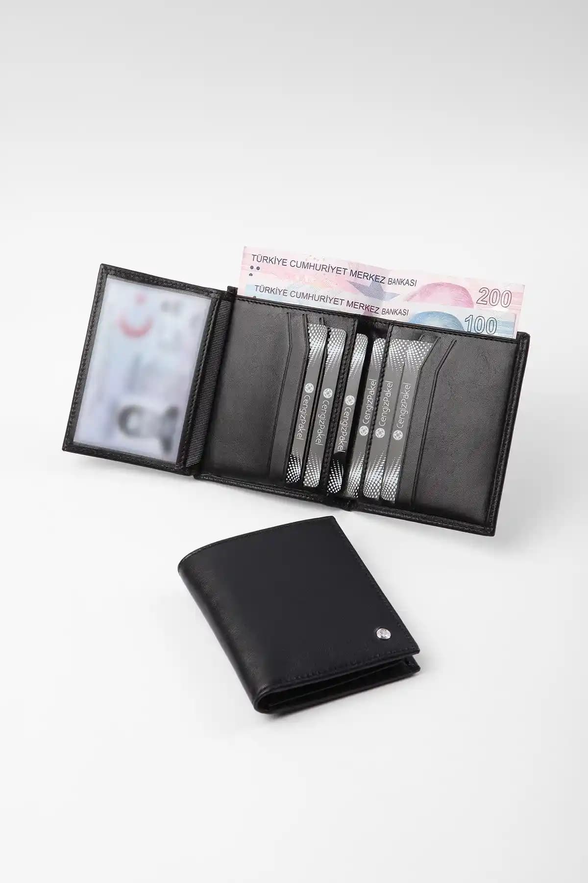 Cengiz Pakel Hakiki Deri Siyah Erkek Cüzdan: Şıklık ve Dayanıklılık Bir Arada