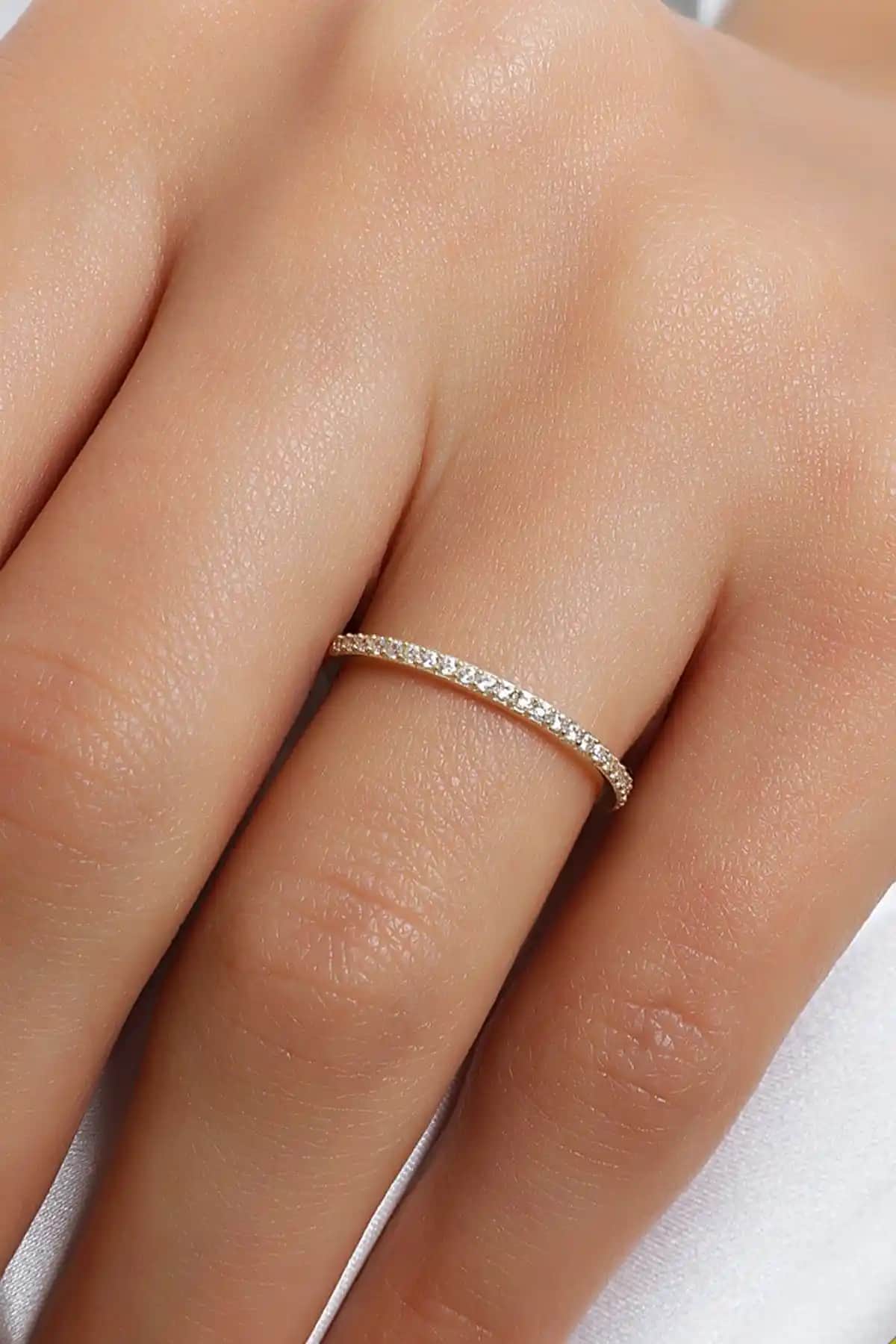 Çgk Çiğdem Gürel Kuyumculuk Yarım Tur Çıtır Altın Yüzükleri Günlük Kullanım İçin Uygun