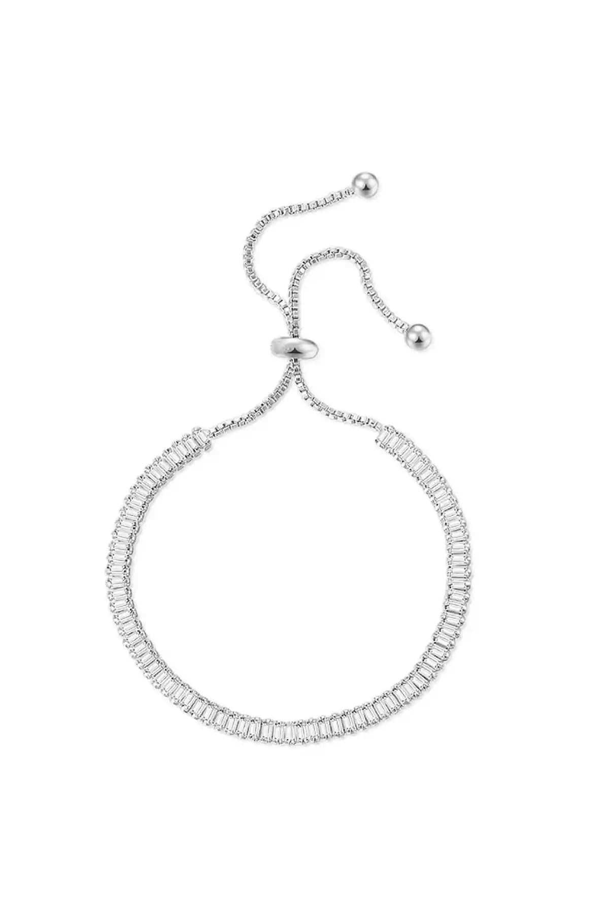 Chavin Su Yolu Baget Beyaz Taşlı Asansörlü Bileklik: Zarif ve Dayanıklı Moda Takısı