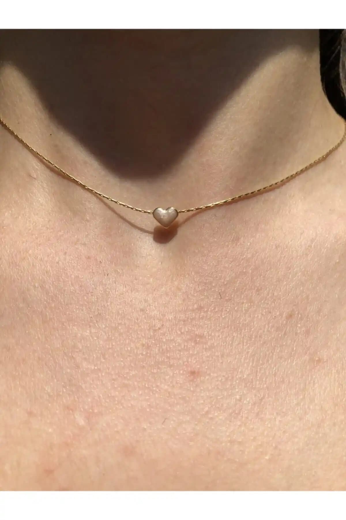 Claritas Takı Kadın Altın Kaplama Sedef Taşlı Kalp Kolye Şık ve Romantik Tasarım