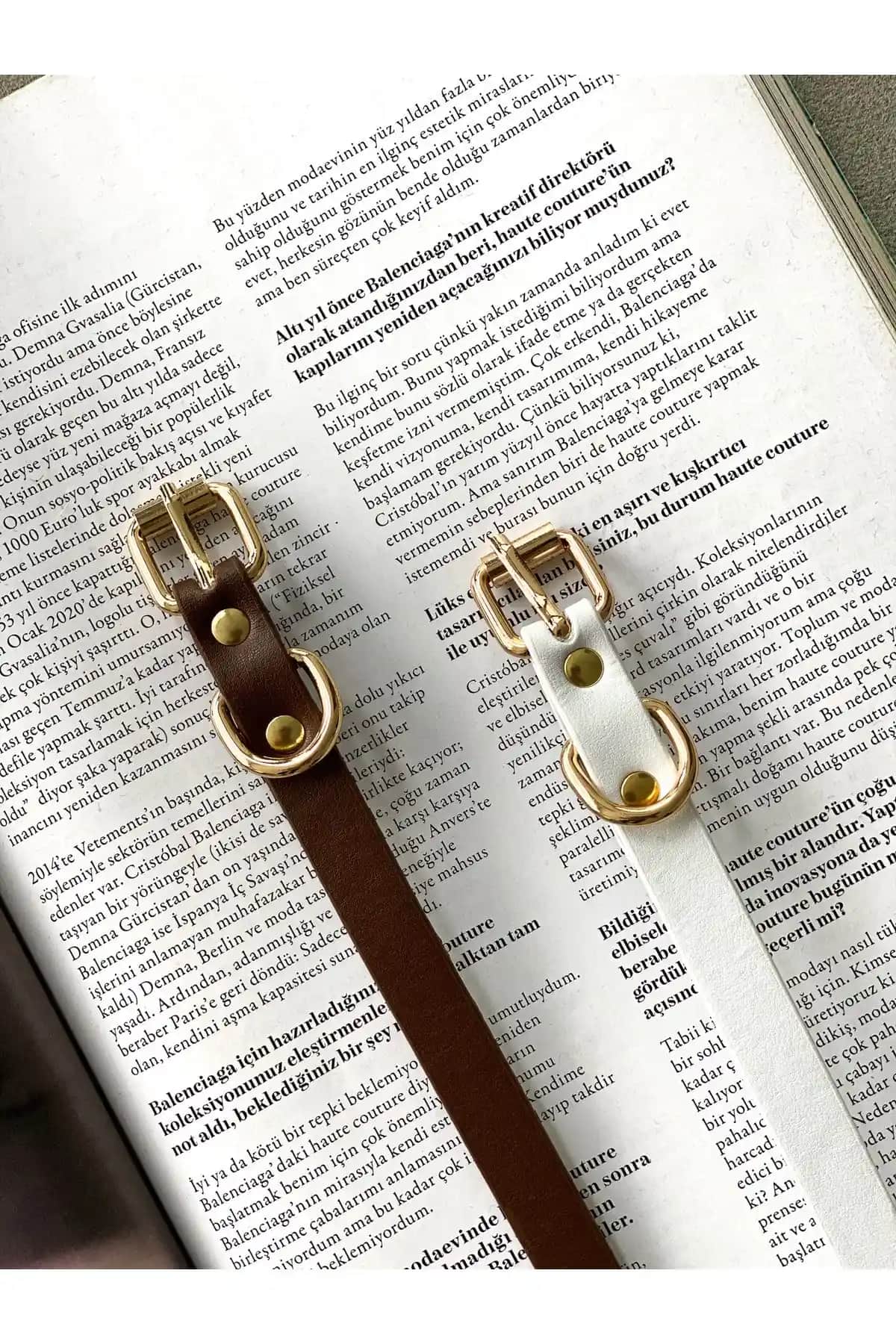 Coaksco Basic 2'li Kahve ve Beyaz Suni Deri Kemer Seti Şıklık ve Dayanıklılık Sunar