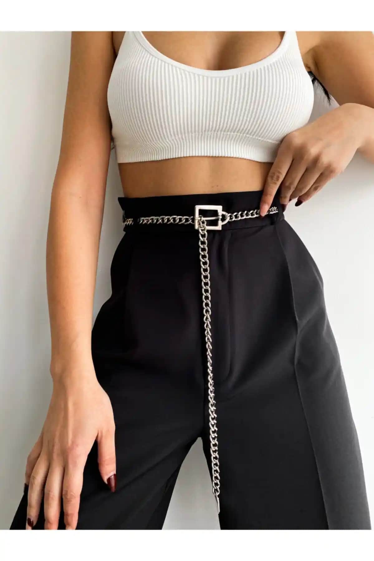 Coaksco Silver Zincir Kemer: Modern Tasarım ve Dayanıklılıkla Stil Yaratın