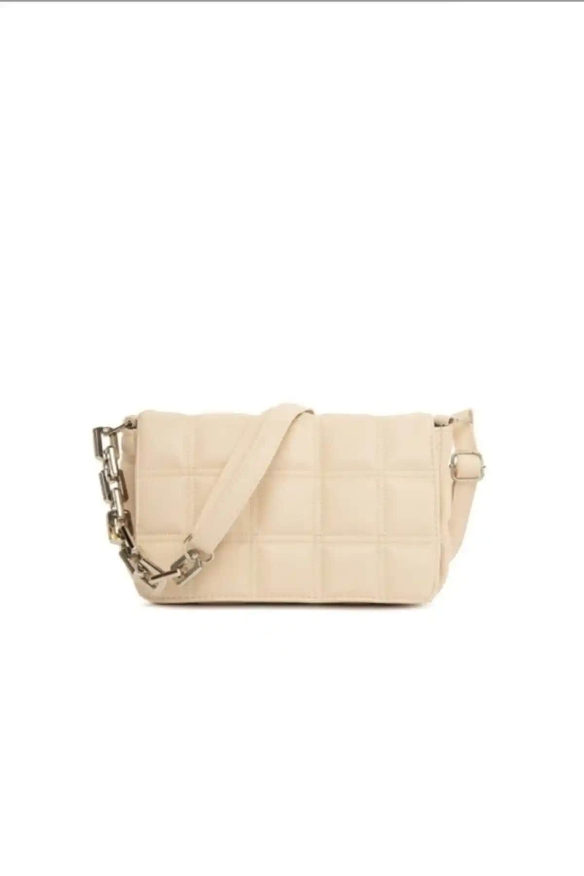 CuCu Bag's Kadın Krem Rengi Kare Nakışlı Zincirli Askılı Çanta Tanıtımı ve Özellikleri