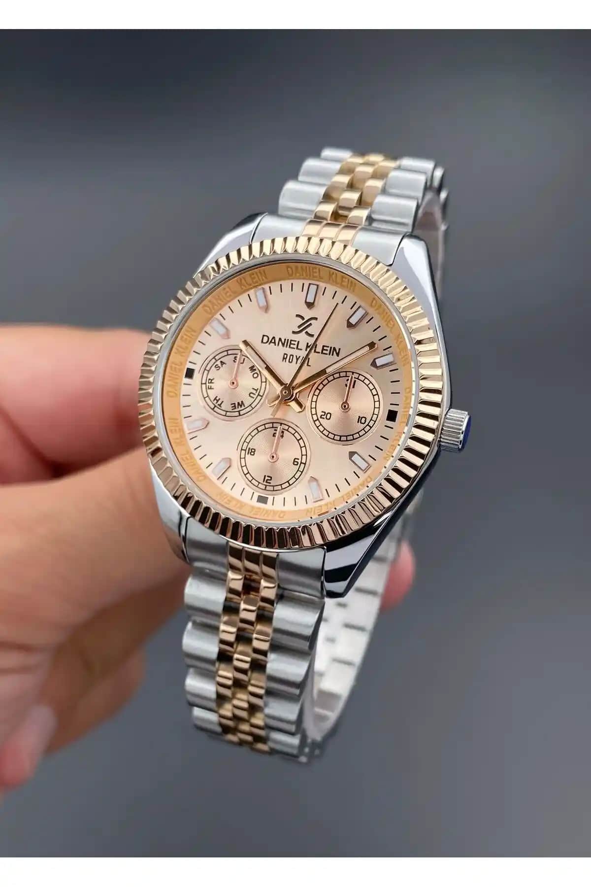 Daniel Klein Rose Altın Renkli Çelik Kordonlu Modern Tasarım Kol Saati