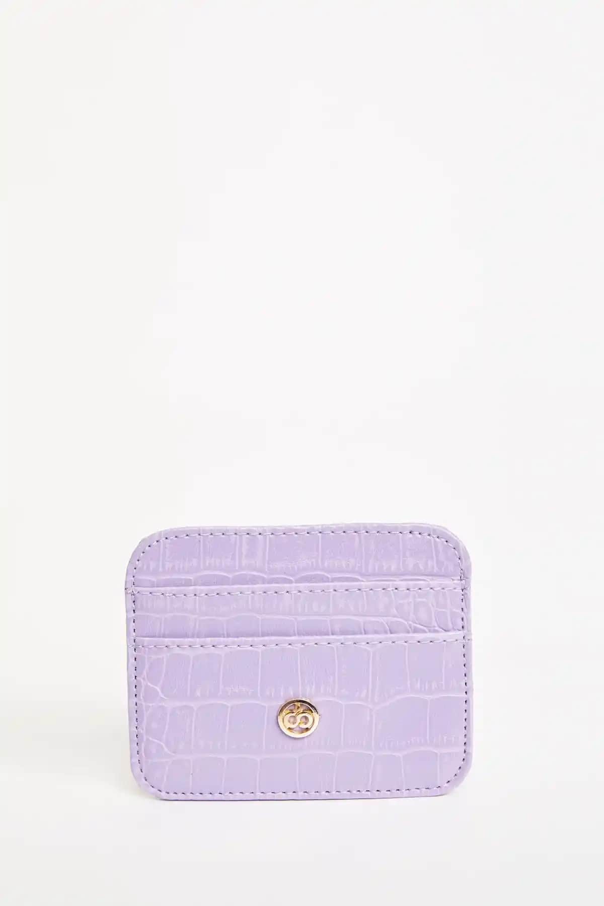 DeFacto Kadın Suni Deri Croco Kartlık: Şık ve Pratik Günlük Kullanım Aksesuarı