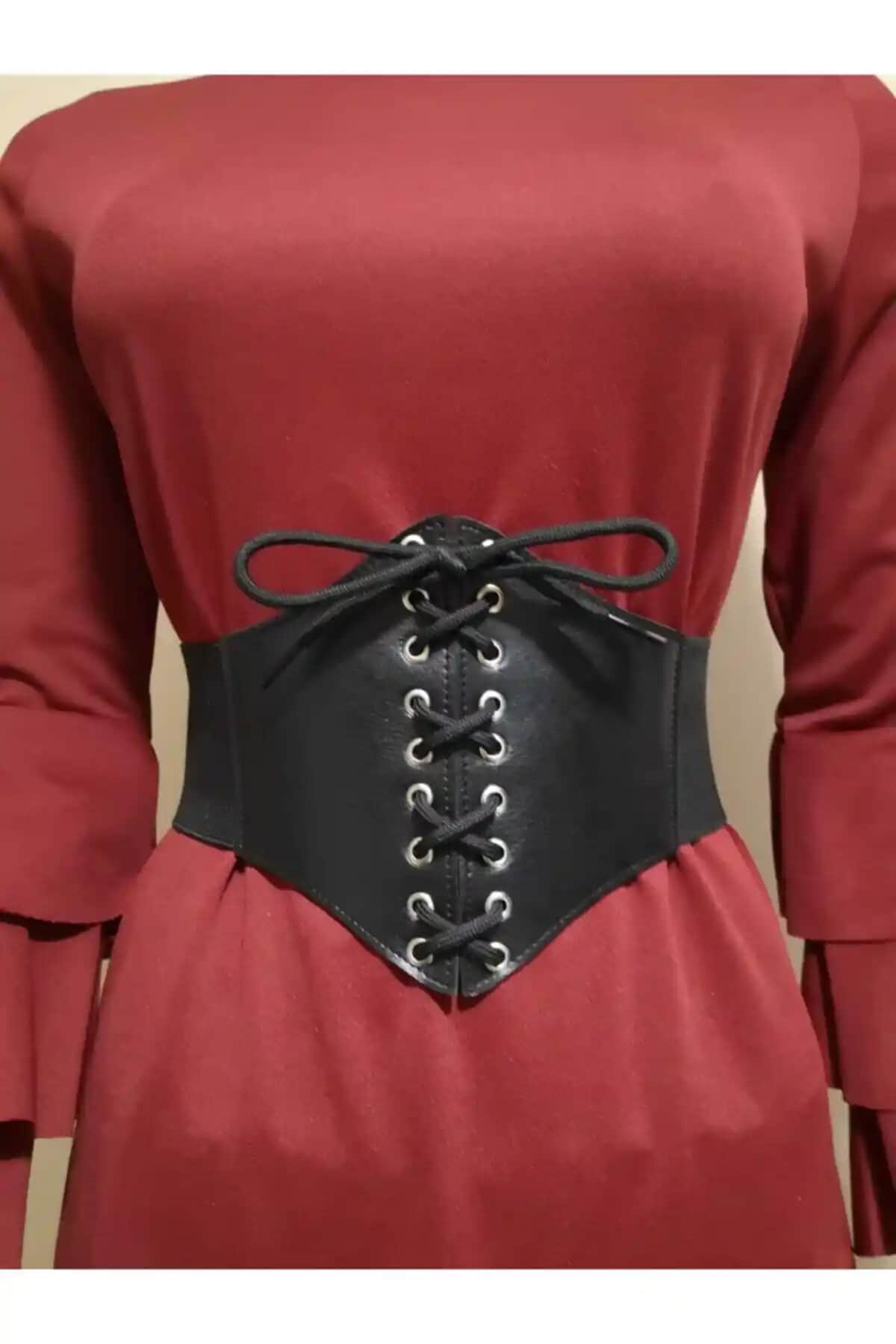 Derimplus Siyah Lastikli Korse Kemer: Şıklık ve Konfor Bir Arada