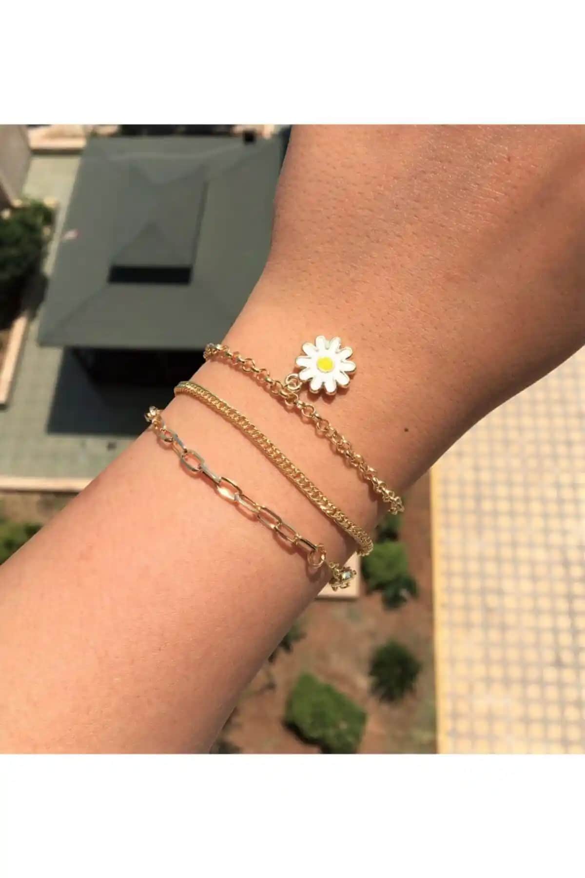 DGN Shoping 3'lü Taş Papatya Figürlü Altın Kaplama Bileklik Seti