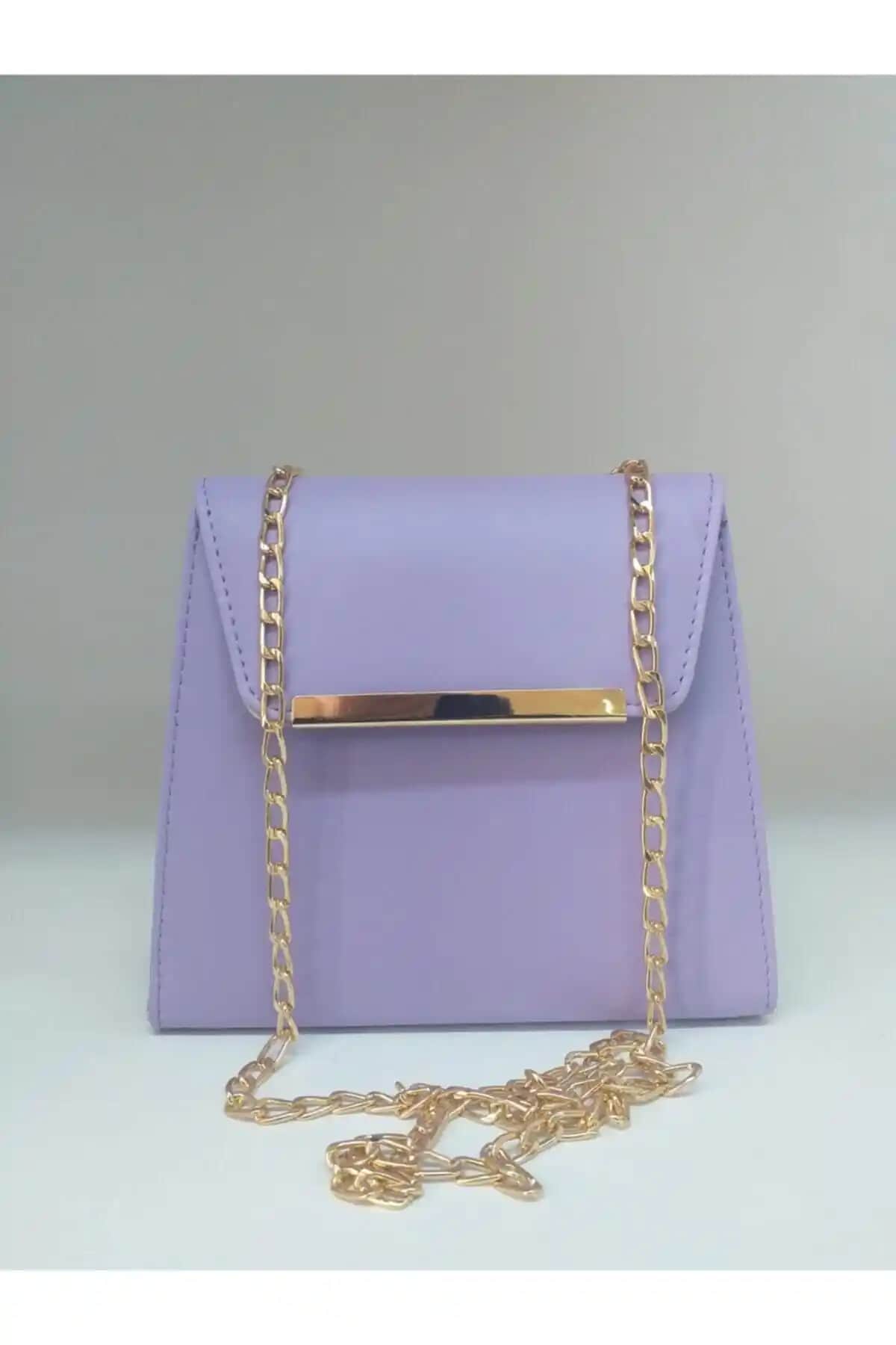 Dizaynbag Kadın Zincir Askılı Çanta: Modern ve Şık Tasarım ile Günlük Kullanım İçin Ideal