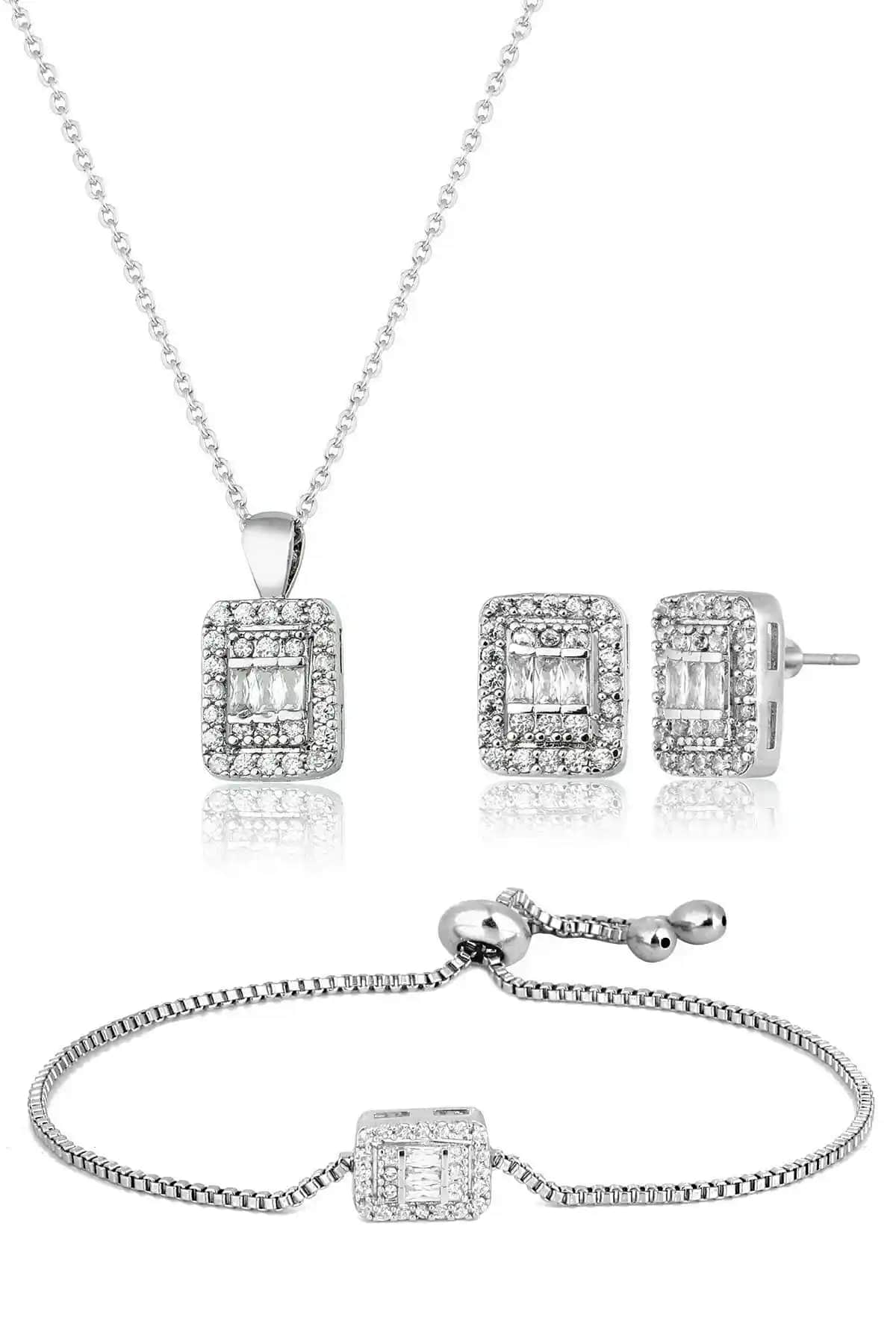 Elika Silver Kadın Baget Taşlı Takı Seti Zarif ve Modern Tasarımıyla Şıklık Katıyor