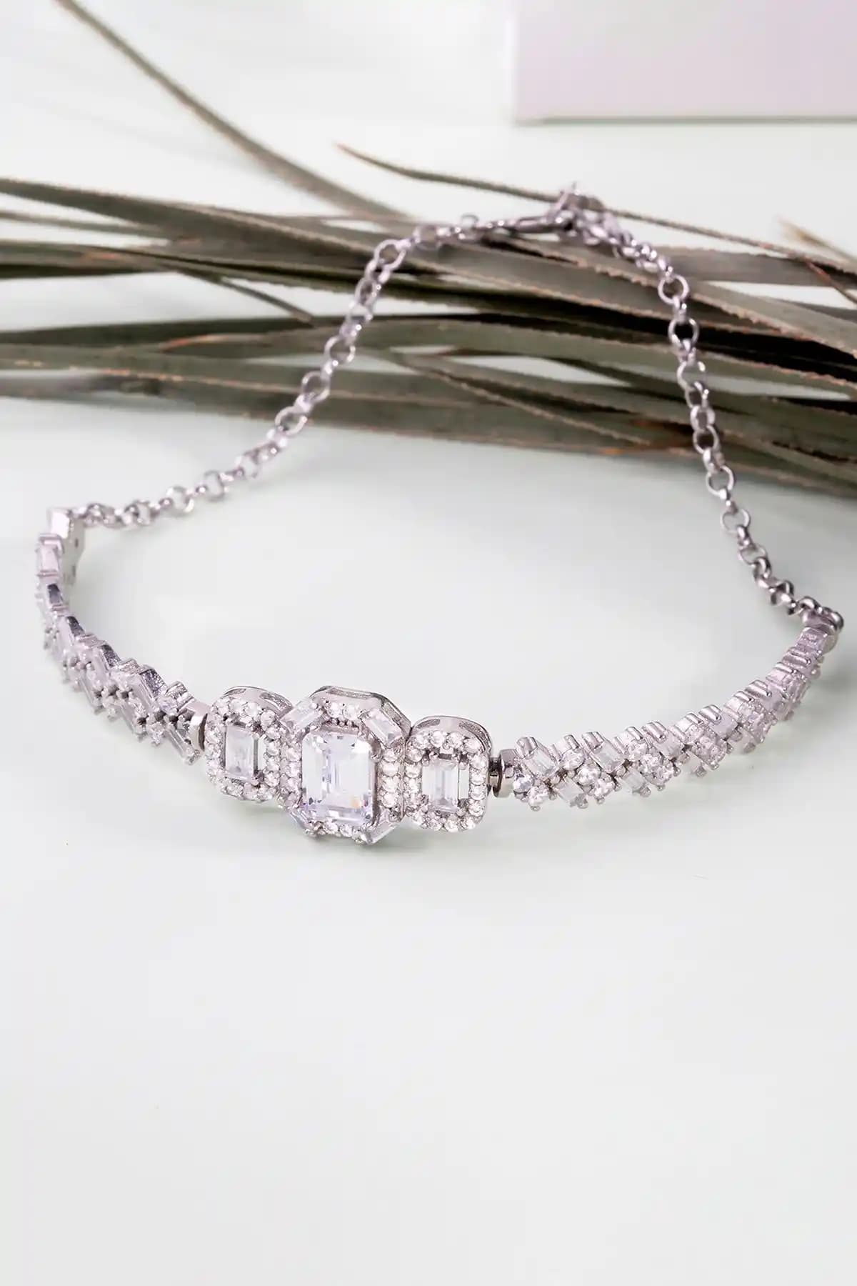 Else Silver 925 Ayar Gümüş Zirkon Taşlı Zarif Bileklik Şıklık ve Kalite Bir Arada