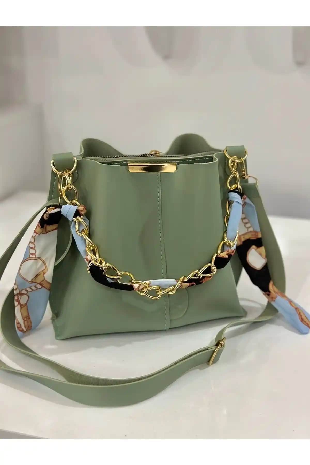 ESTUTE Kadın Fularlı Zincir Aksesuarı ile Yuvarlak Deri Çanta İnceleme ve Kullanıcı Yorumları