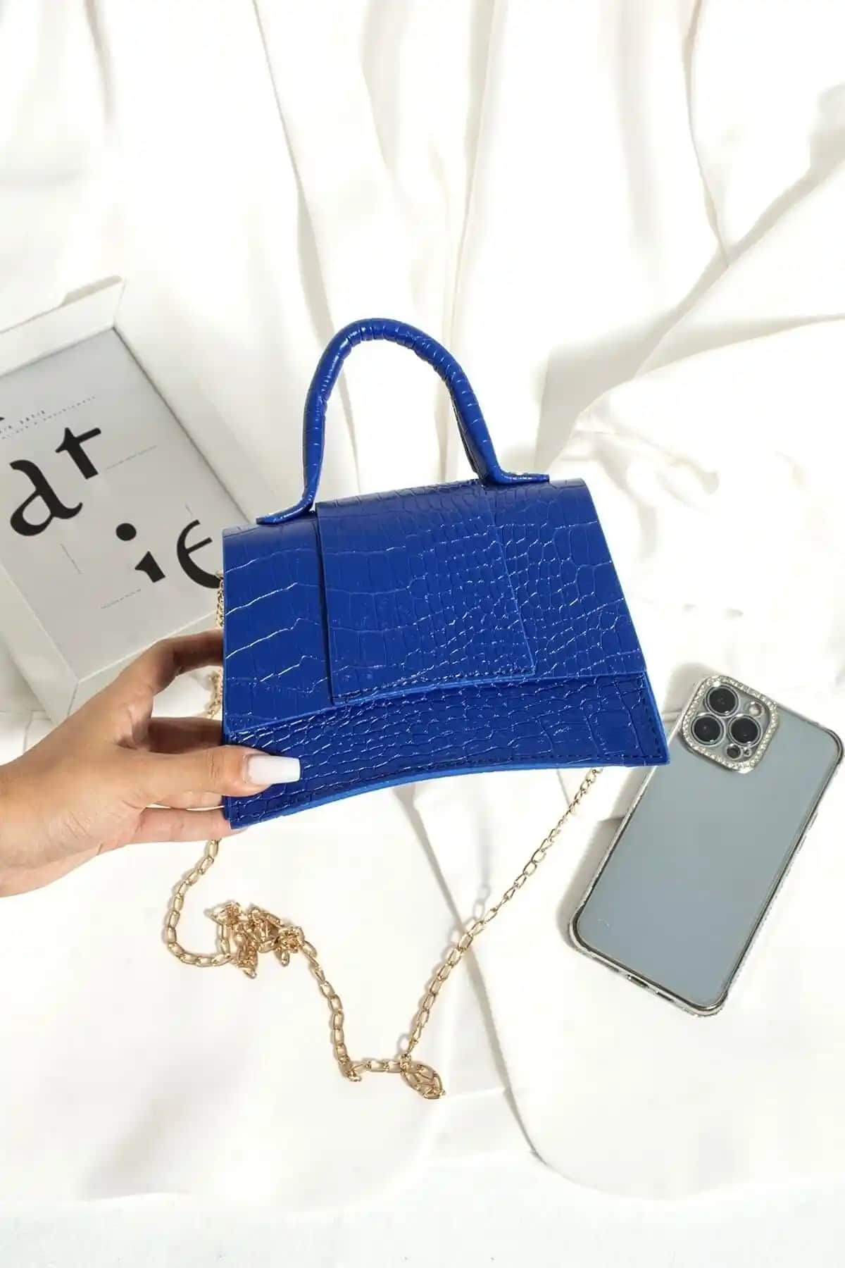 ESTUTE Mini City Kadın Çantası Modern ve Çevre Dostu Tasarım Özellikleri