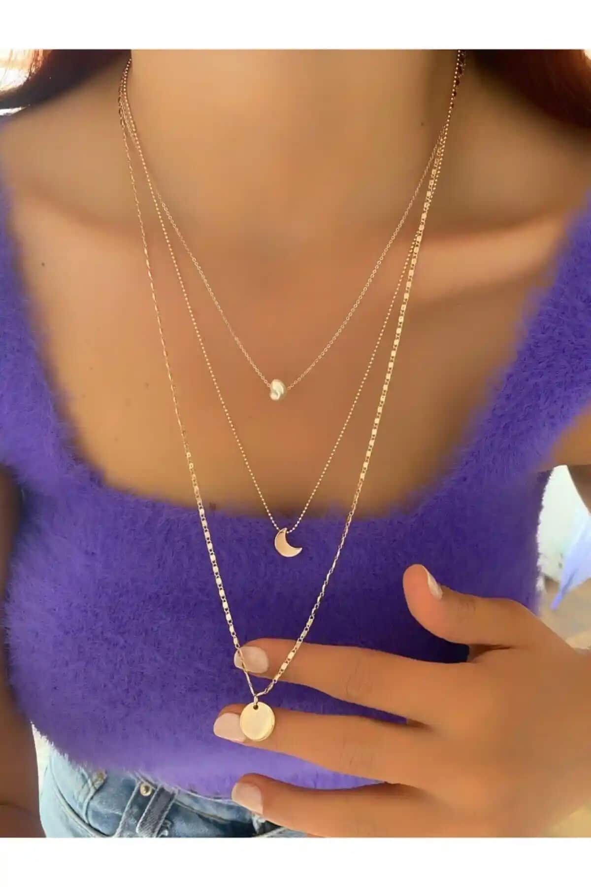 Everglow Jewelry Ay İnci Üçlü Gold Kolye: Zarif ve Şık Tasarımın En İyi Seçeneği
