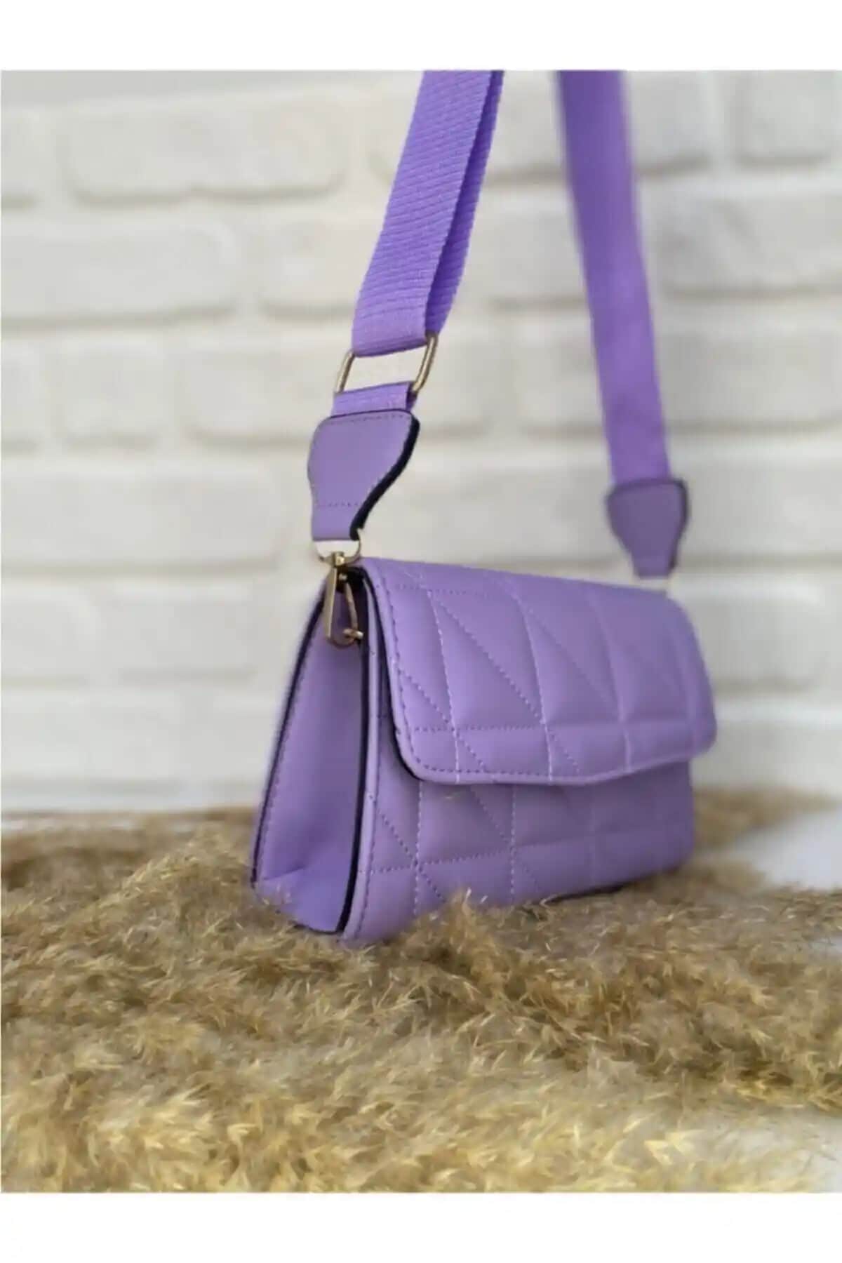 Everglow Jewelry Lila Purse Kadın Omuz Çantası Modern ve Şık Tasarım
